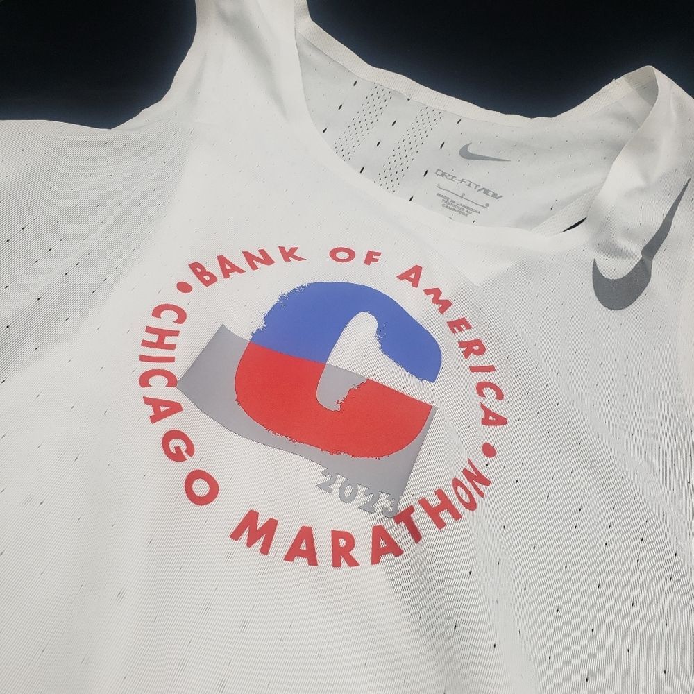 Men's Nike Dri-FIT ADV Aeroswift Singlet - Chicago Marathon '23 Size L